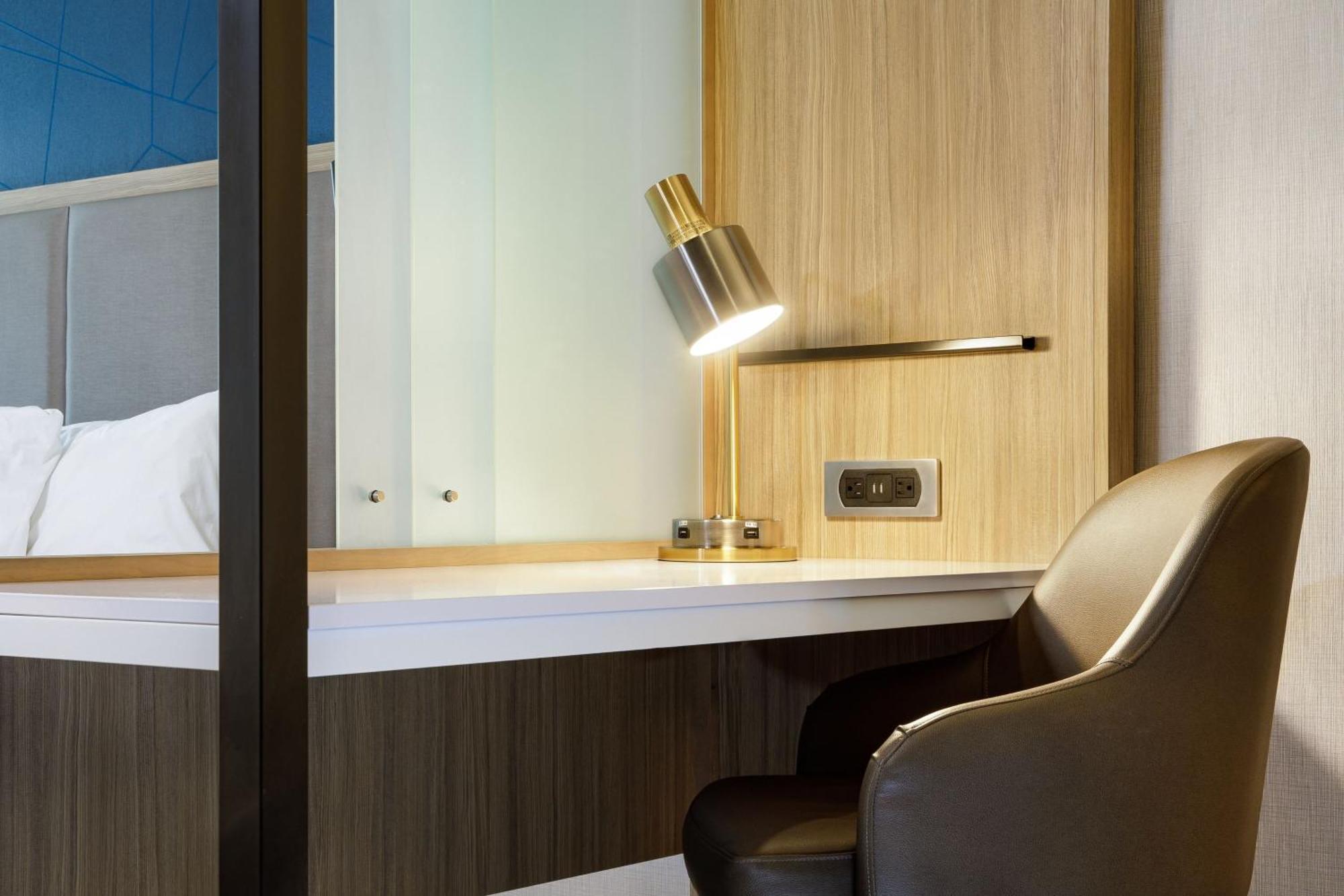 Springhill Suites By Marriott Topeka Southwest Eksteriør billede