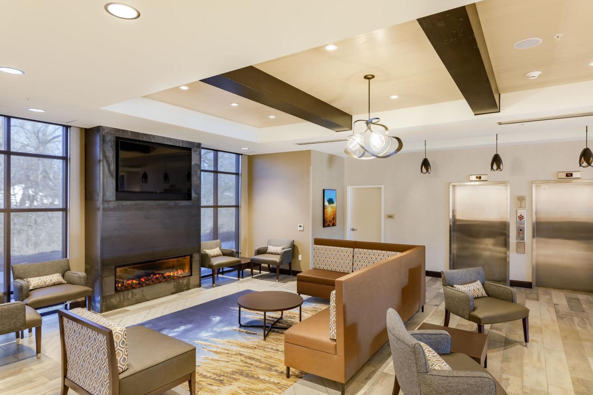 Springhill Suites By Marriott Topeka Southwest Eksteriør billede