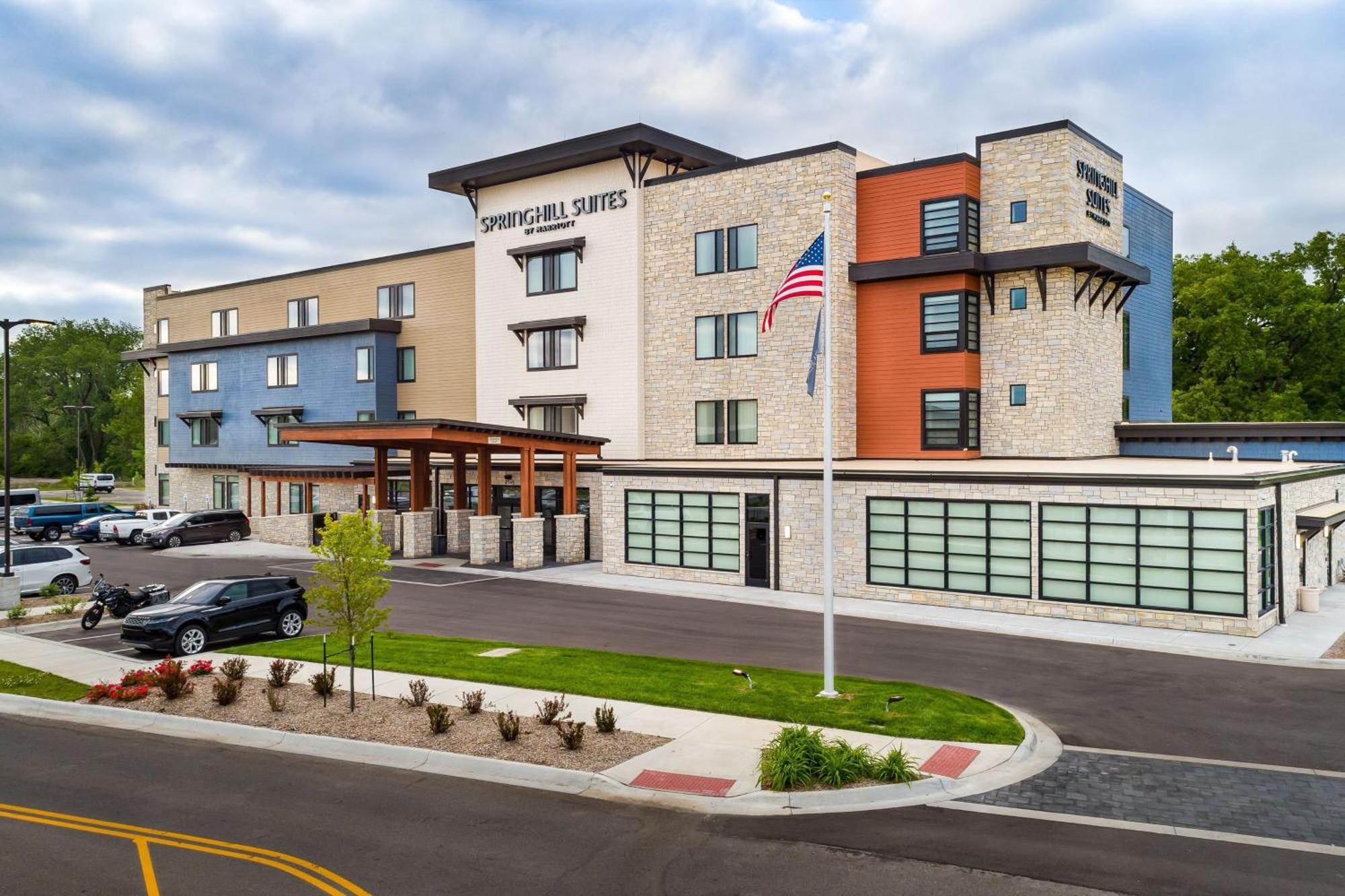Springhill Suites By Marriott Topeka Southwest Eksteriør billede