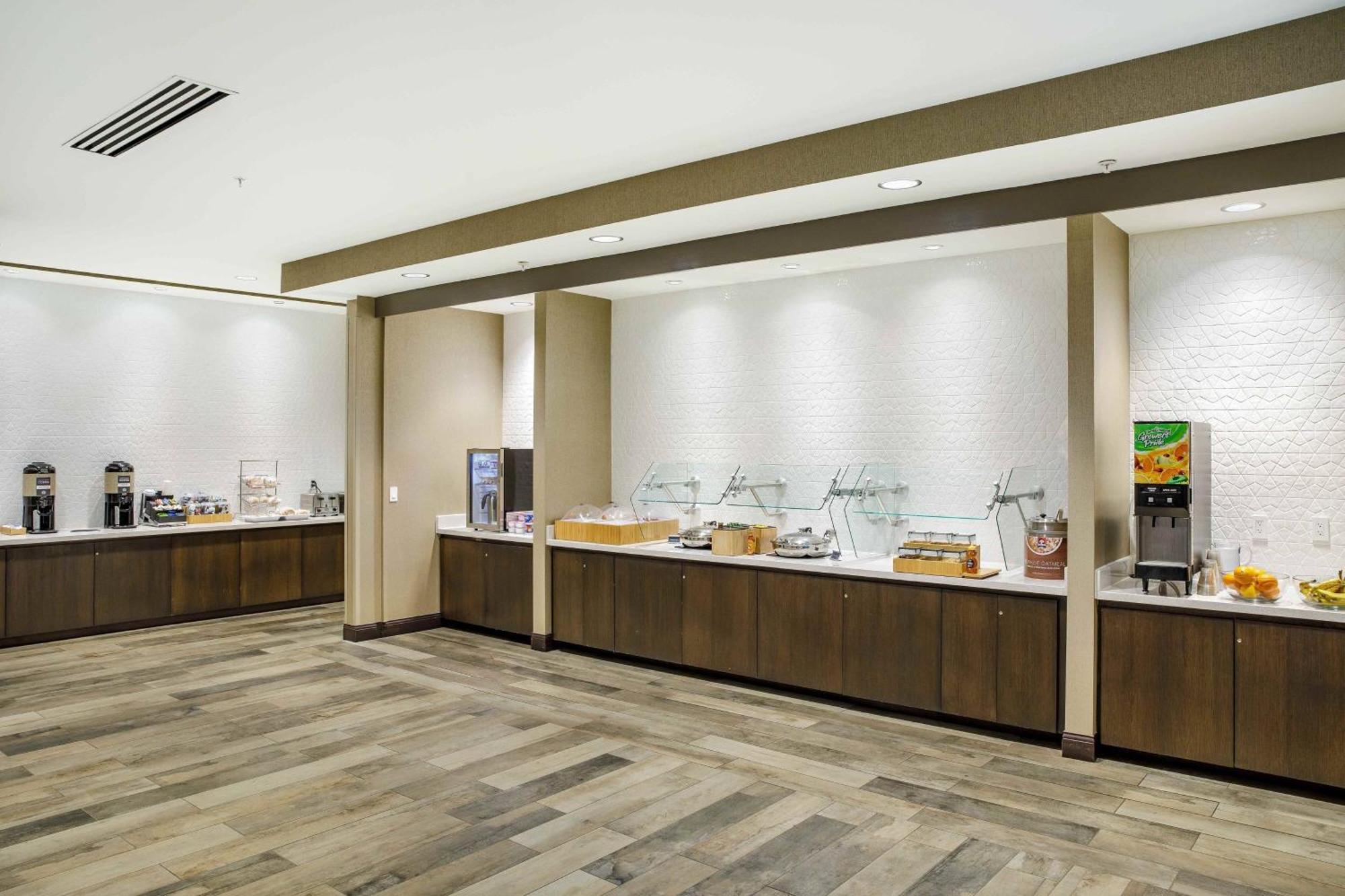 Springhill Suites By Marriott Topeka Southwest Eksteriør billede