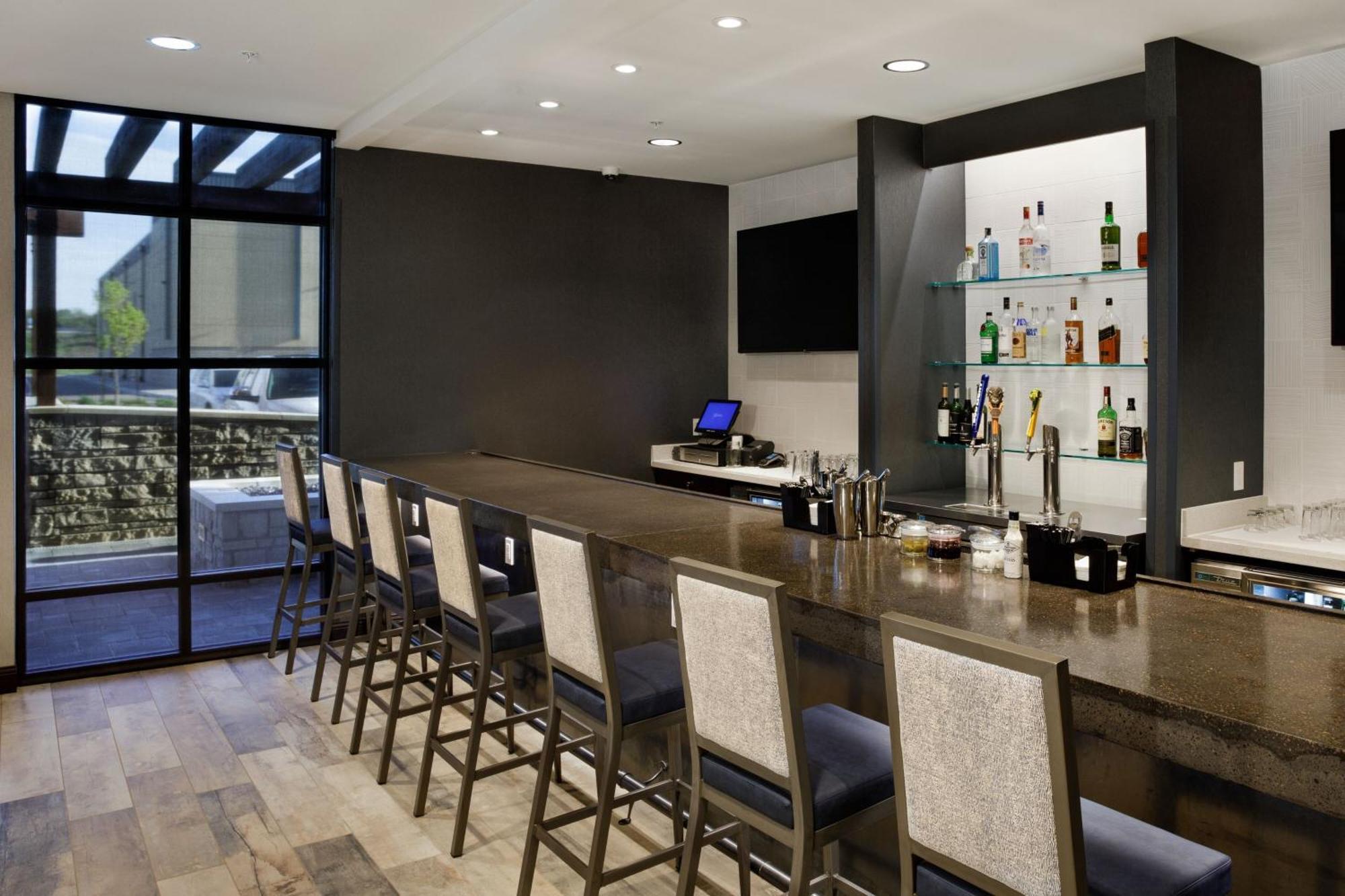 Springhill Suites By Marriott Topeka Southwest Eksteriør billede